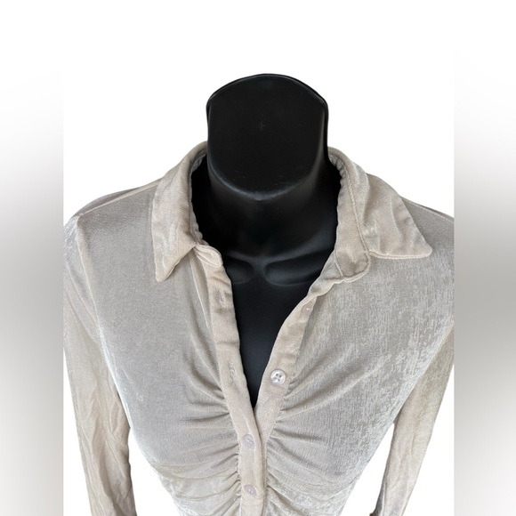 Beige botany women’s sheer long sleeve button down beige cream top size small - Picture 7 of 7